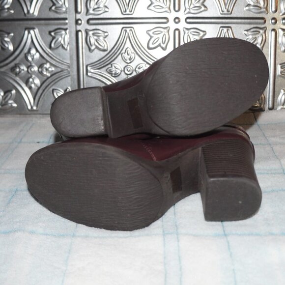 Charlotte Russe Size 7 Burgundy Faux-Fur Heeled Boots - Picture 8 of 8